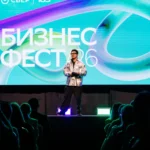 Заур Аскендеров выразил семье Асхабовых поздравления по случаю Дня семьи, любви и верности