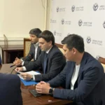 В Дагестане задержан водитель, который таранил автомобиль с ребенком на борту и пытался раздавить владельца машины