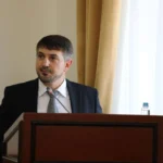 Мэр Махачкалы помог приобрести мебель для центра «Добрые руки»