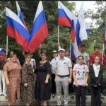 Фёдор Щукин проводит интервью с участниками республиканской кадровой программы