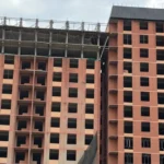 В Музее боевой славы Махачкалы семьям погибших участников СВО вручили памятные знаки