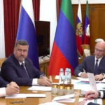 Россияне назвали параметры идеальной зарплатной карты