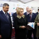Волонтеры лагеря «Дагестанский рубеж» продолжают участвовать в благоустройстве пострадавших домов Хасавюртовского района